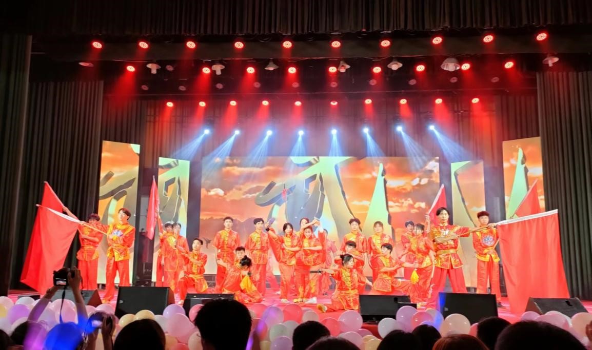 71fd3c57eec54049bffe0a4909e128f1.jpg 5.jpg